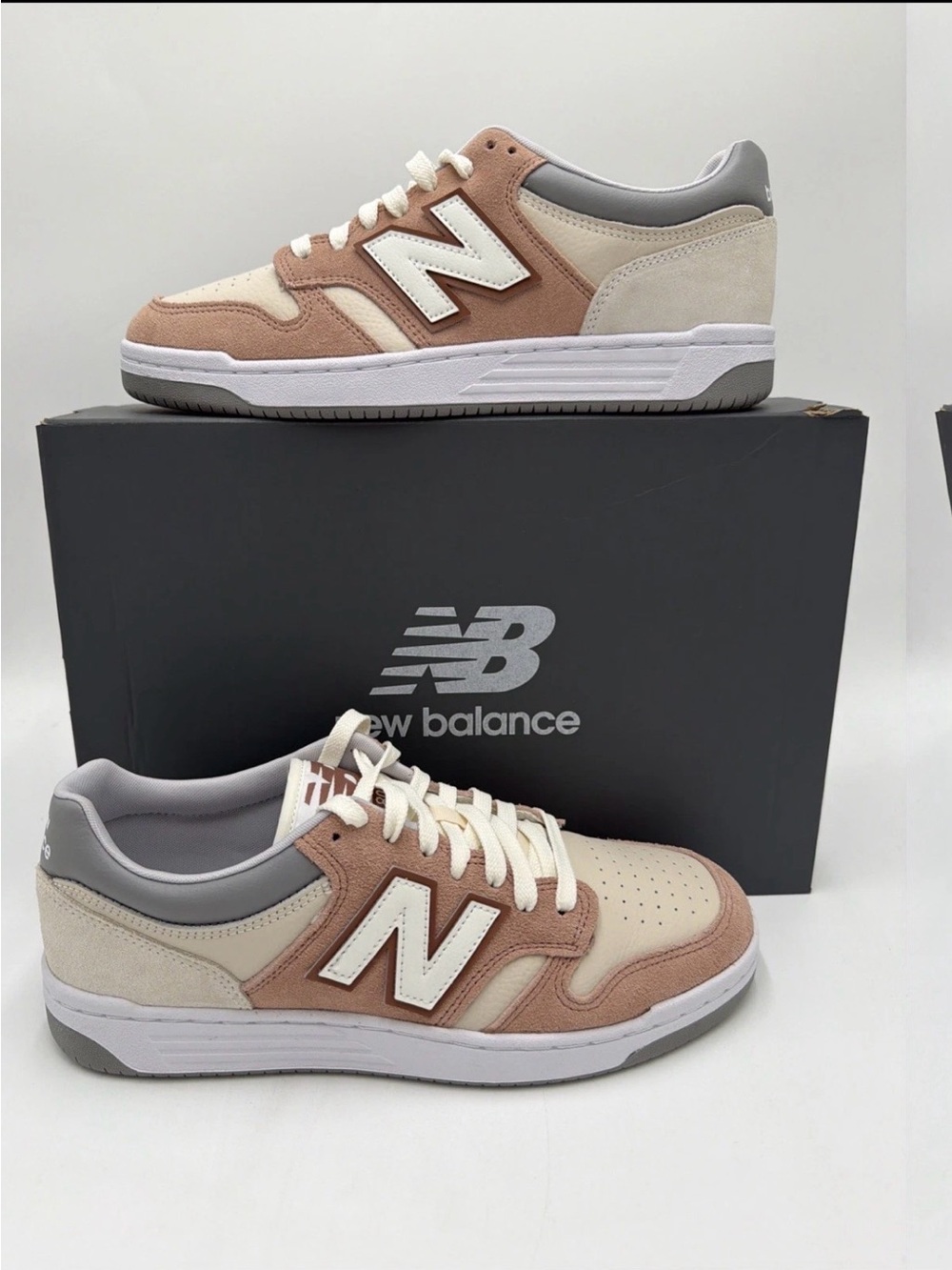New Balance Men’s Cream and Tan Athletic Sneakers